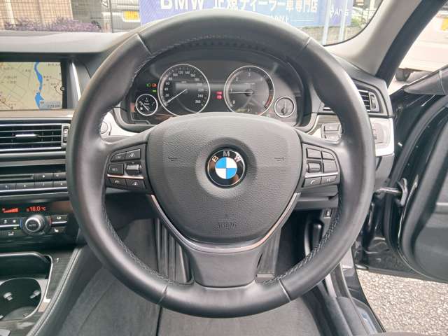 ＢＭＷ ５シリーズ ５２３Ｄ ラグジュアリー ディーゼルターボ H29年 () 99