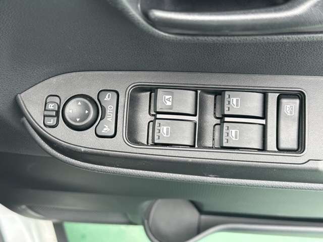 ダイハツ タント ６６０ ファンクロス ４ＷＤ R7年 () 99