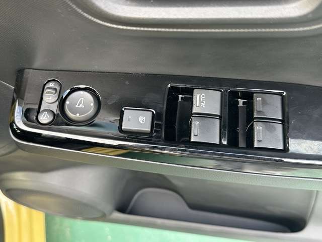 ホンダ Ｎ−ＯＮＥ ６６０ プレミアム ツアラー R8年 (東海) 99