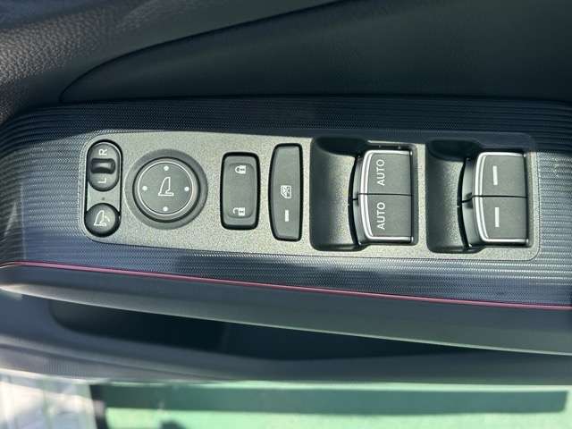ホンダ シビック １．５ ＲＳ R8年 (東海) 99