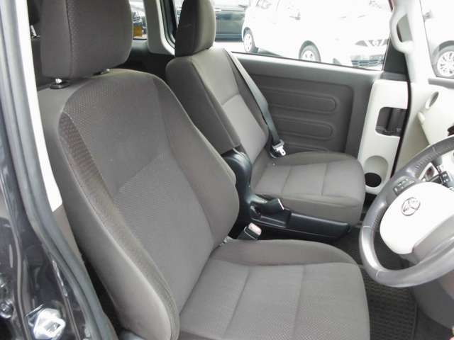 トヨタ スペイド １．５ Ｇ ４ＷＤ H26年 () 99