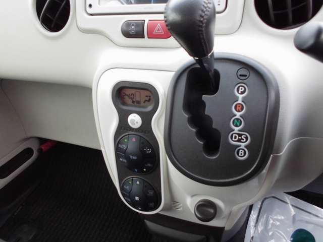 トヨタ スペイド １．５ Ｇ ４ＷＤ H26年 () 99