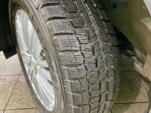 ホンダ ヴェゼル １．５ ハイブリッド Ｘ ４ＷＤ H26年 () 99