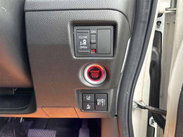 ホンダ Ｎ　ＢＯＸ カスタム ６６０ Ｌ R3年 () 99