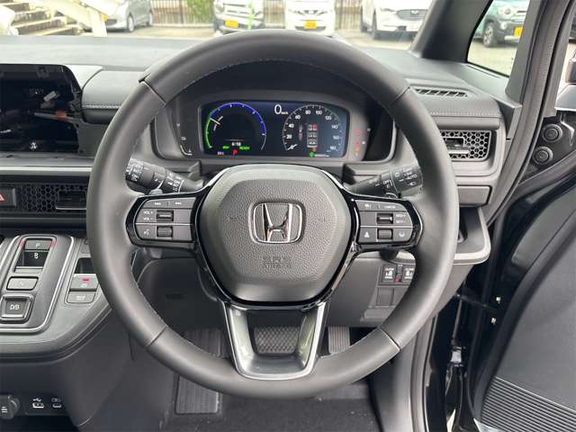 ホンダ ステップワゴン　ハイブリッド ２．０ Ｅ：ＨＥＶ スパーダ R8年 (近畿) 99