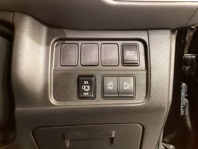 日産 セレナ １．２ Ｅ－ＰＯＷＥＲ ハイウェイスター Ｖ R4年 (近畿) 99