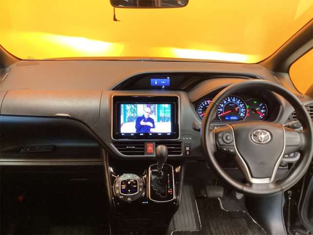 トヨタ ノア ２．０ ＳＩ ＷＸＢＩＩ R2年 (近畿) 99