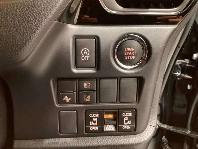 トヨタ ノア ２．０ ＳＩ ＷＸＢＩＩ R2年 (近畿) 99