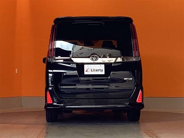 トヨタ ノア ２．０ ＳＩ ＷＸＢＩＩ R2年 (近畿) 99