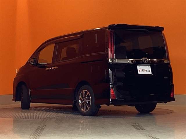 トヨタ ノア ２．０ ＳＩ ＷＸＢＩＩ R2年 (近畿) 99