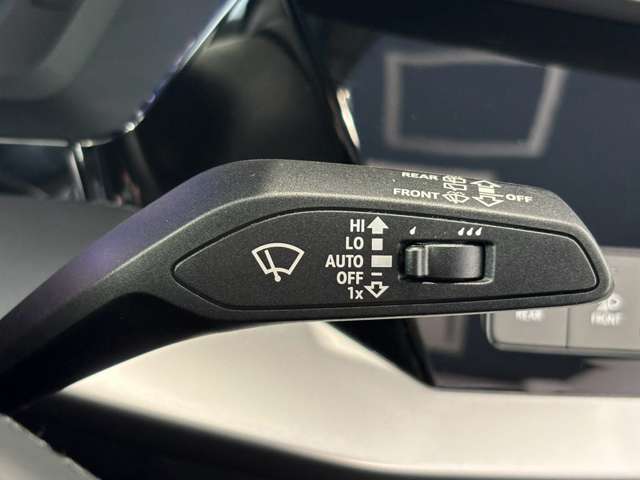 アウディ Ａ３　スポーツバック ３０ ＴＦＳＩ アドバンスト R4年 (甲信越・北陸) 99