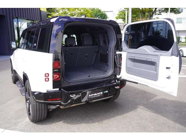 ランドローバー ディフェンダー １１０ Ｘダイナミック ＨＳＥ ３．０Ｌ Ｄ３００ ディーゼルターボ ４ＷＤ R5年 (東北) 99