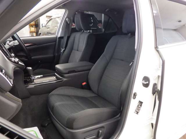 トヨタ クラウンアスリート ２．５ Ｓ Ｉ－ＦＯＵＲ ４ＷＤ H25年 () 99