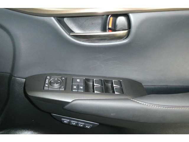 レクサス ＮＸ３００ ３００ ブロンズ エディション ４ＷＤ R2年 (東北) 99