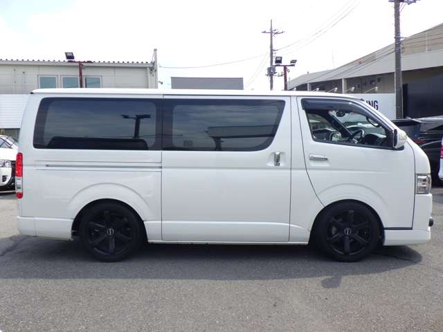 トヨタ ハイエースバン ２．０ スーパーＧＬ ダークプライムＩＩ ロングボディ R1年 (関東) 99