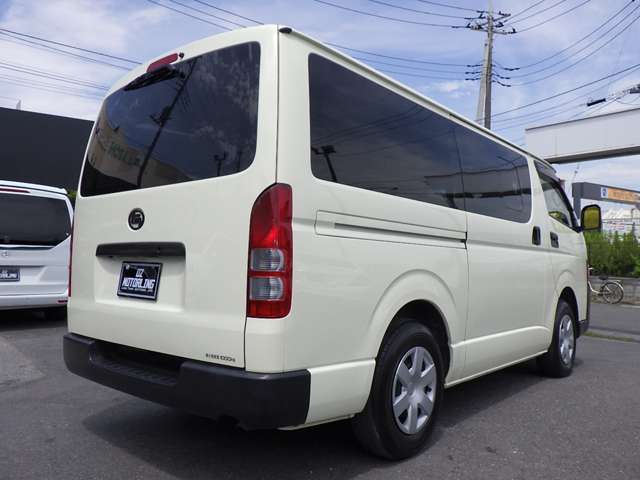 トヨタ ハイエースバン ２．８ ＤＸ ロング ディーゼルターボ ４ＷＤ R3年 (関東) 99