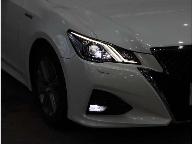 トヨタ クラウン　ハイブリッド ハイブリッド ２．５ Ｇ H29年 () 99