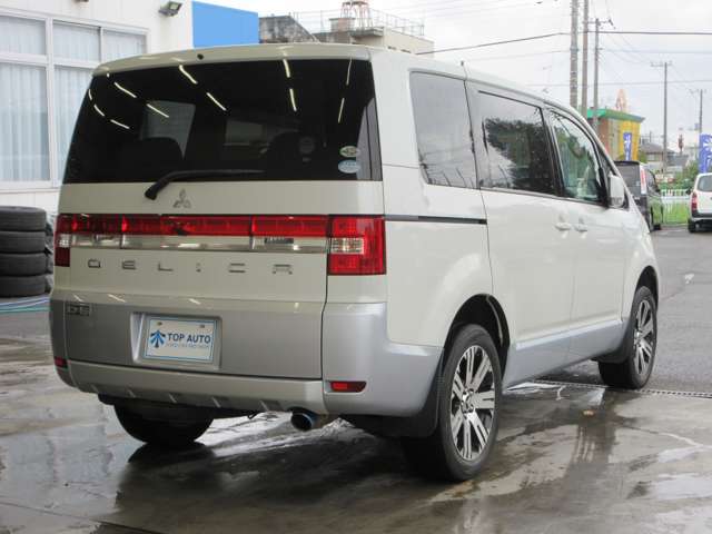 三菱 デリカ　Ｄ：５ ２．４ Ｇ ナビパッケージ ４ＷＤ H20年 (関東) 99