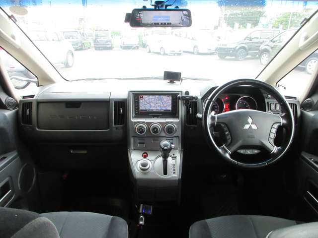 三菱 デリカ　Ｄ：５ ２．４ Ｇ ナビパッケージ ４ＷＤ H20年 (関東) 99