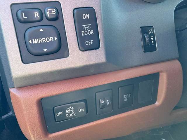 米国トヨタ タンドラ クルーマックス リミテッド ５．７ Ｖ８ ４ＷＤ H25年 (甲信越・北陸) 99