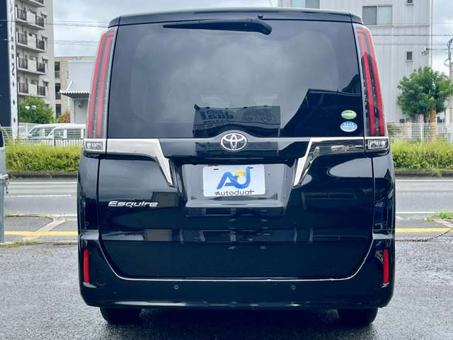 トヨタ エスクァイア ２．０ ＧＩ プレミアムパッケージ ブラックテーラード R1年 (近畿) 99