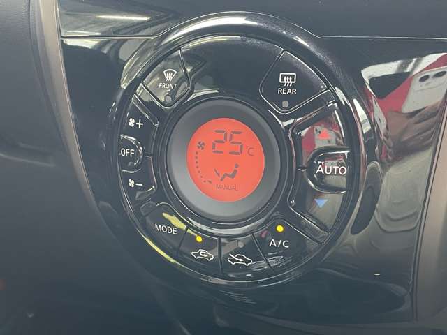 日産 ノート １．２ Ｅ－ＰＯＷＥＲ メダリスト R1年 () 99