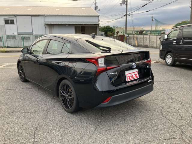 トヨタ プリウス １．８ Ｓ セーフティ プラスＩＩ R3年 (近畿) 99