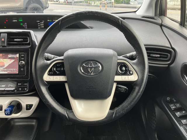 トヨタ プリウス １．８ Ｓ セーフティ プラス H29年 (近畿) 99
