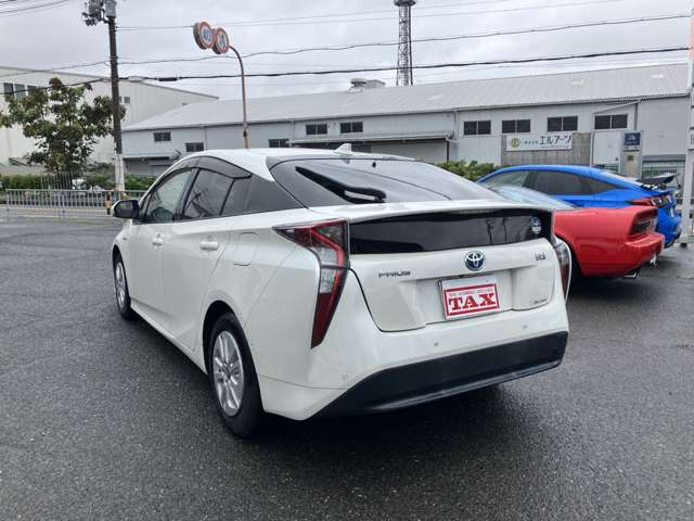 トヨタ プリウス １．８ Ｓ セーフティ プラス H29年 (近畿) 99