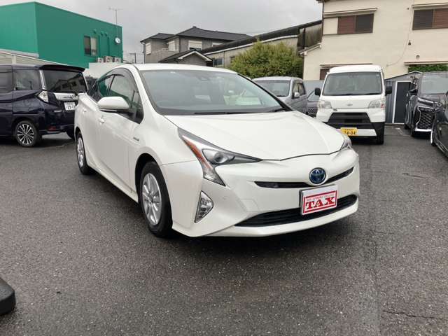 トヨタ プリウス １．８ Ｓ セーフティ プラス H29年 (近畿) 99