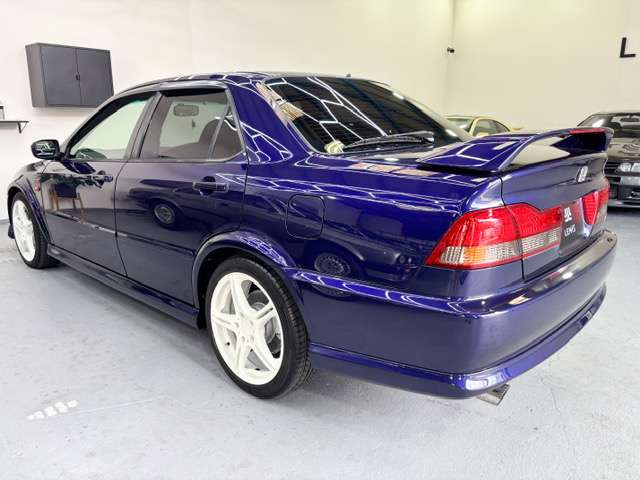 ホンダ アコード ２．２ ユーロＲ H13年 (近畿) 99
