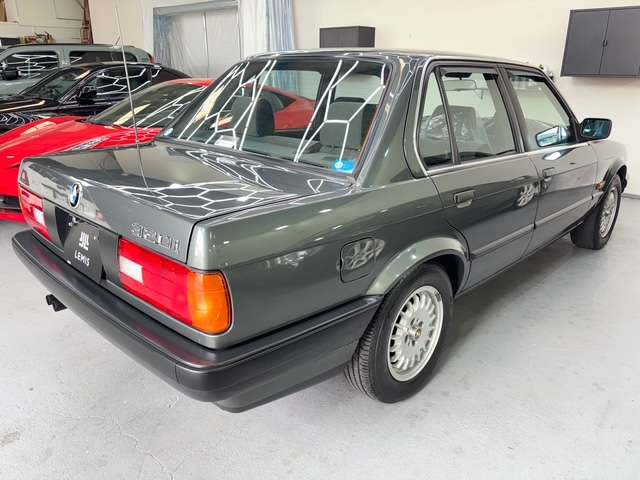 ＢＭＷ ３シリーズ ３２０ｉ S63年 (近畿) 99