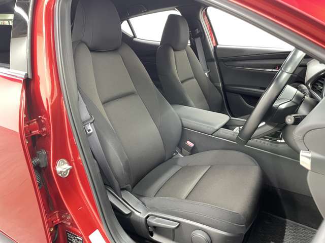 マツダ ＭＡＺＤＡ３　ファストバック １．５ １５Ｓ ツーリング R1年 () 99