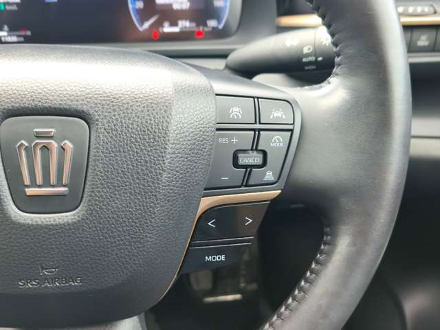 トヨタ クラウン　クロスオーバー　ハイブリッド ２．５ Ｇ アドバンスト レザー パッケージ Ｅ－ＦＯＵＲ ４ＷＤ R6年 () 99