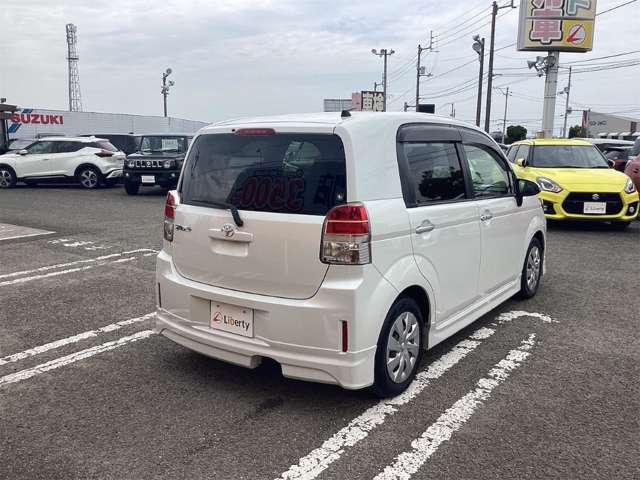 トヨタ スペイド １．５ Ｘ H25年 (四国) 99