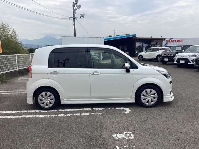 トヨタ スペイド １．５ Ｘ H25年 (四国) 99