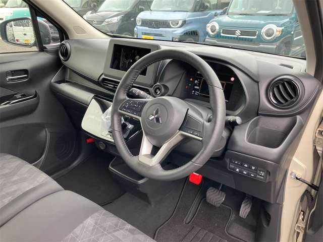 三菱 ｅＫクロス　ＥＶ Ｇ R4年 (東海) 99