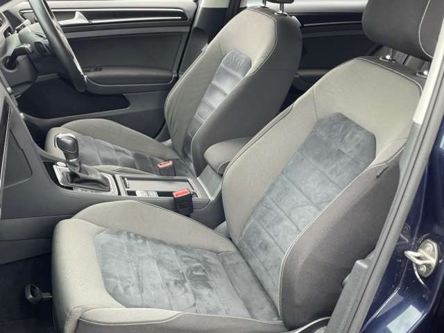 フォルクスワーゲン ゴルフ ＴＳＩ　ハイライン H27年 () 99