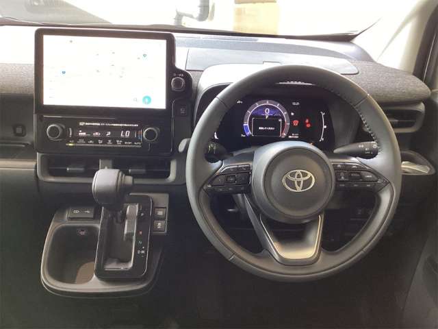トヨタ シエンタ １．５ Ｚ R7年 (近畿) 99