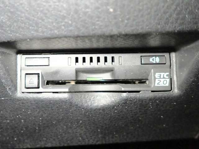 トヨタ Ｃ−ＨＲ ハイブリッド １．８ Ｇ H30年 (近畿) 99