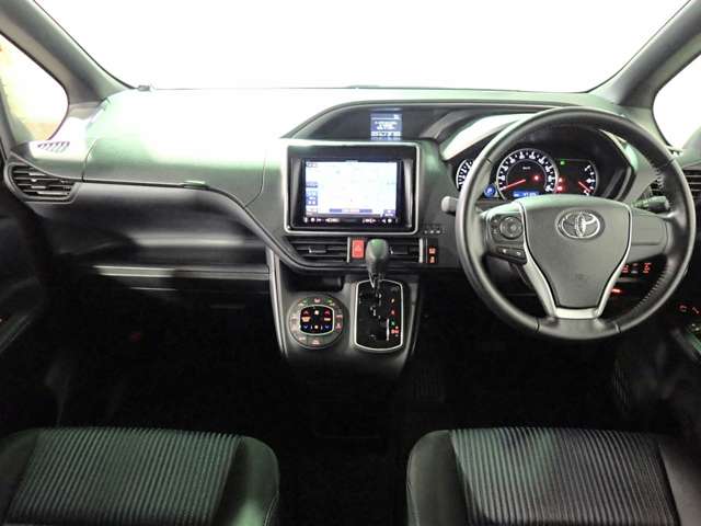 トヨタ ヴォクシー ２．０ ＺＳ 煌 H28年 (近畿) 99