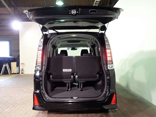 トヨタ ヴォクシー ２．０ ＺＳ 煌 H28年 (近畿) 99