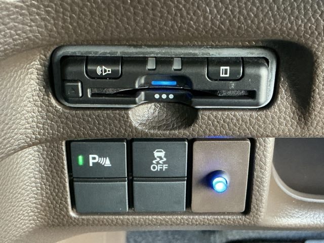 ホンダ Ｎ　ＢＯＸ ６６０ Ｌ R5年 (近畿) 99