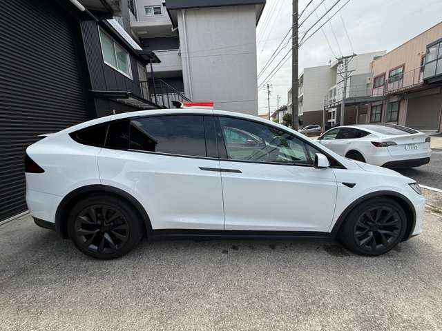 テスラ モデルＸ ロングレンジ ＡＷＤ クリーム内装 ６人乗リ R5年 (東海) 99