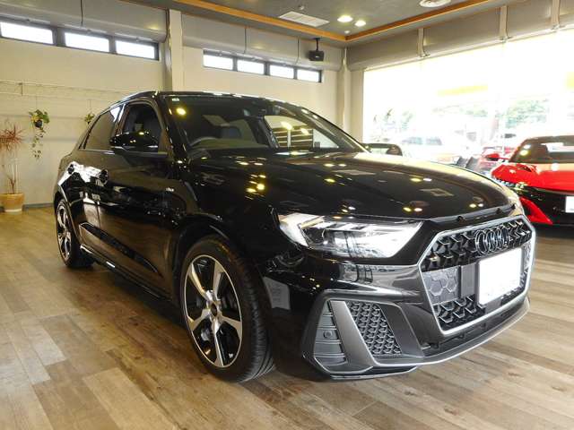 アウディ Ａ１　スポーツバック ２５　ＴＦＳＩ　Ｓライン R7年 (近畿) 99