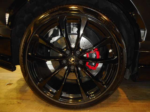 ランボルギーニ ウルス ４．０ ４ＷＤ R1年 (近畿) 99