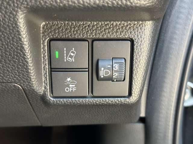 ホンダ Ｎ　ＢＯＸ カスタム ６６０ Ｌ R3年 (関東) 99