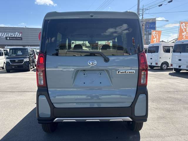 ダイハツ タント ６６０ ファンクロス R8年 (中国) 99