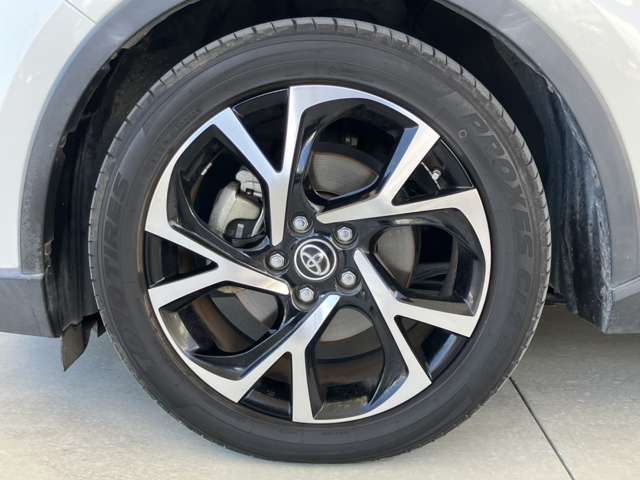 トヨタ Ｃ−ＨＲ ハイブリッド １．８ Ｇ H30年 (九州・沖縄) 99