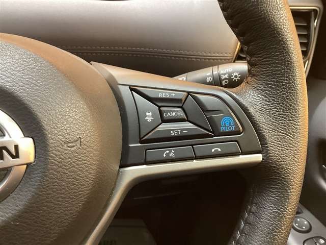 日産 セレナ ２．０ ハイウェイスター Ｖ R2年 () 99